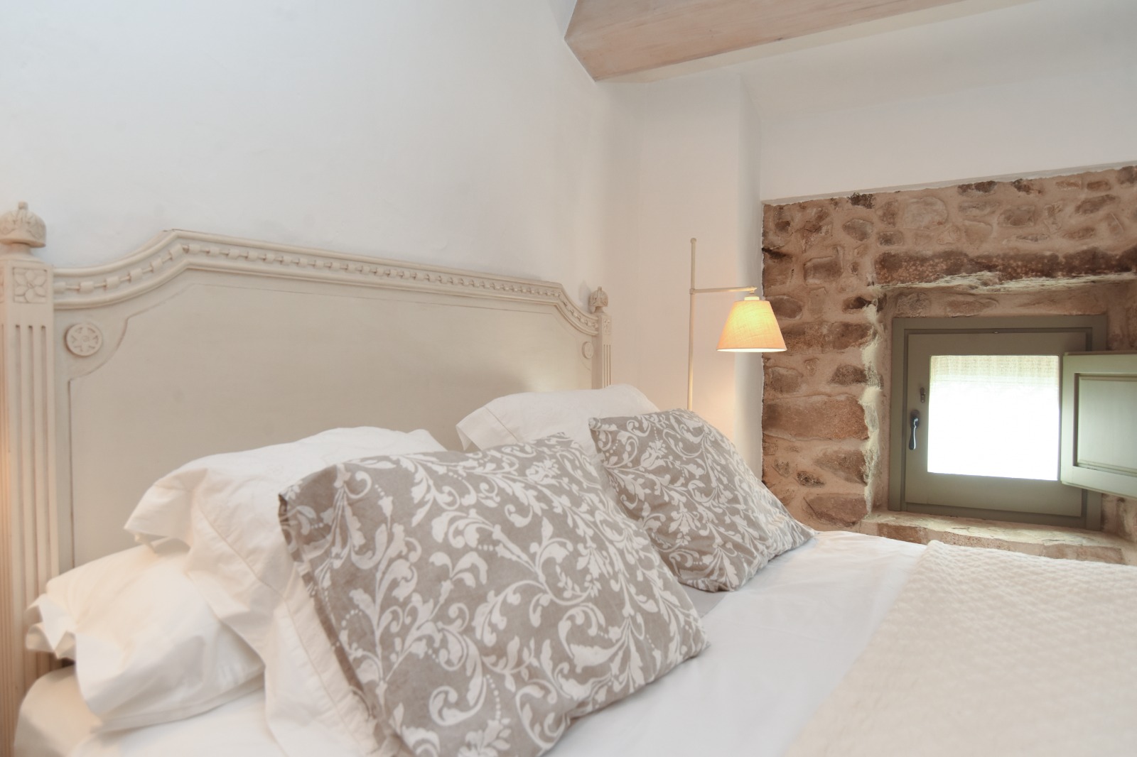 Habitación con textiles suaves